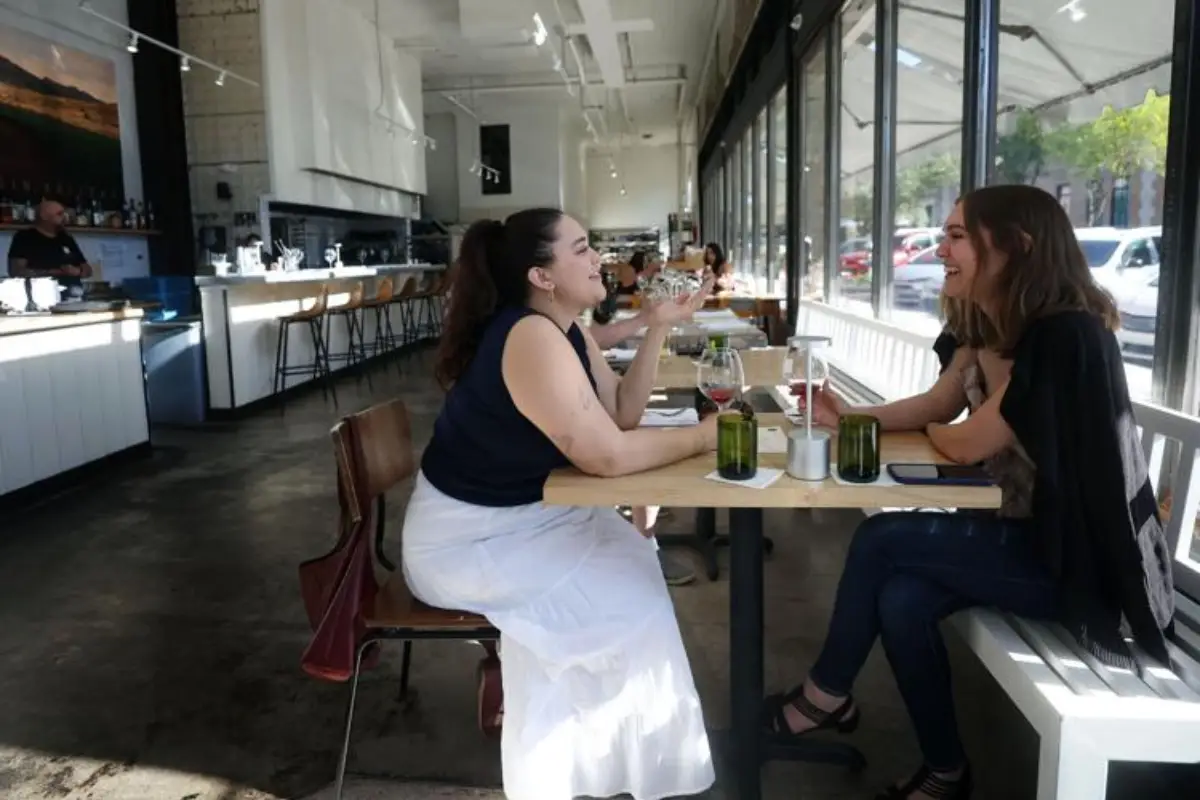 Arizona wineries boost sales by giving customers something to chew on